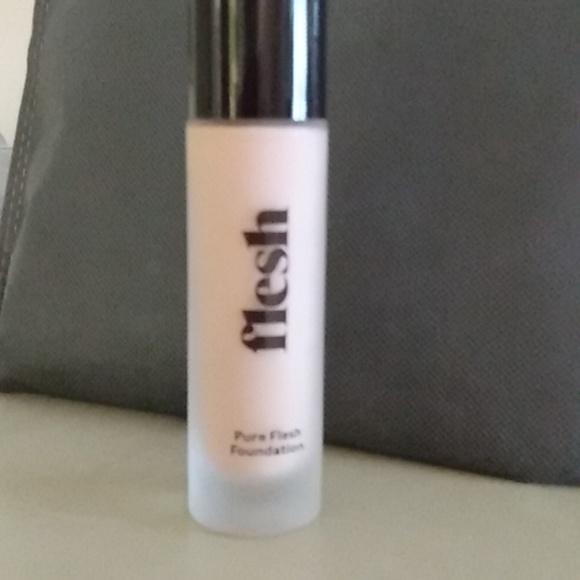 Clinique, Laura Geller, Fresh foundation bundle - Picture 7 of 8